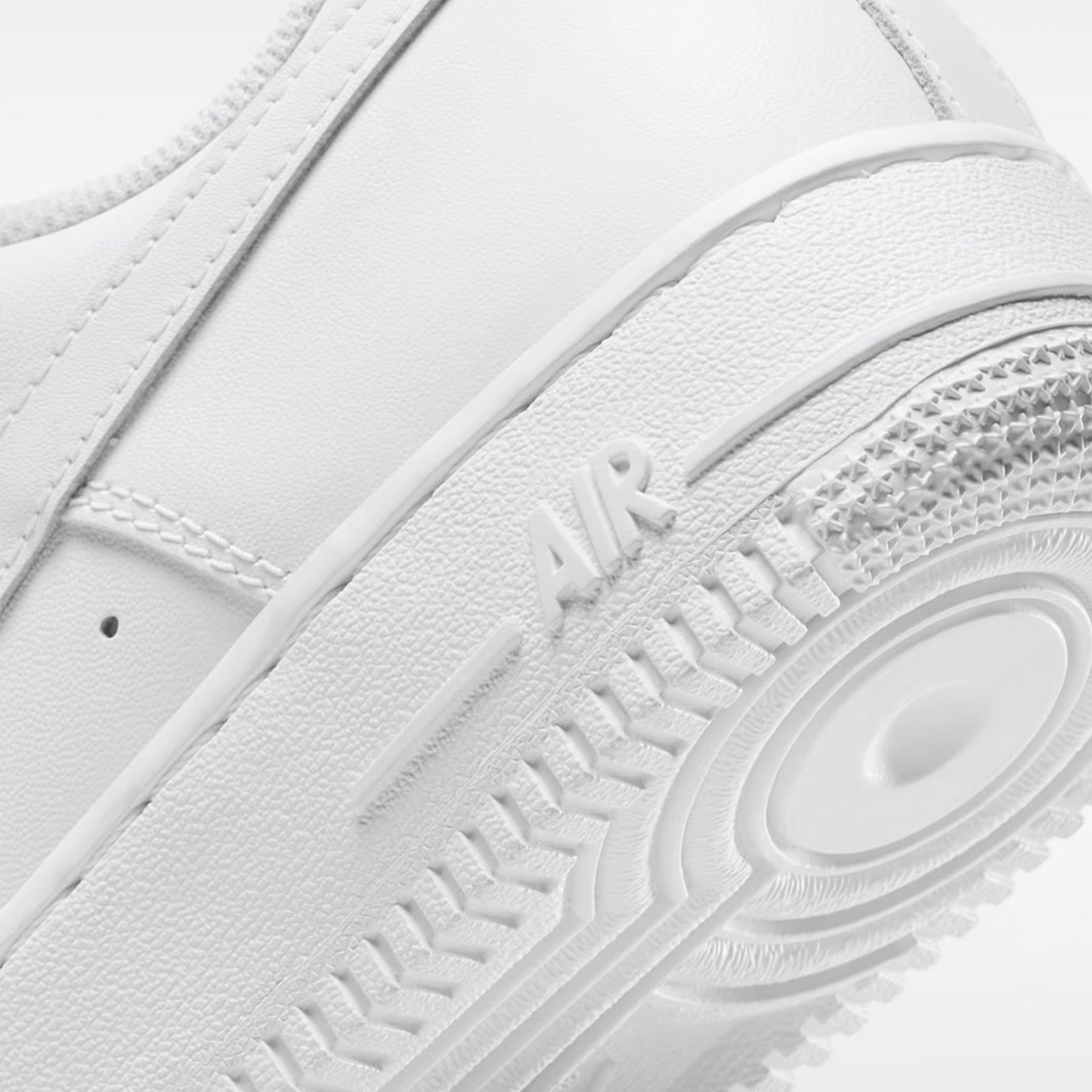 Air Force 1 Triple White